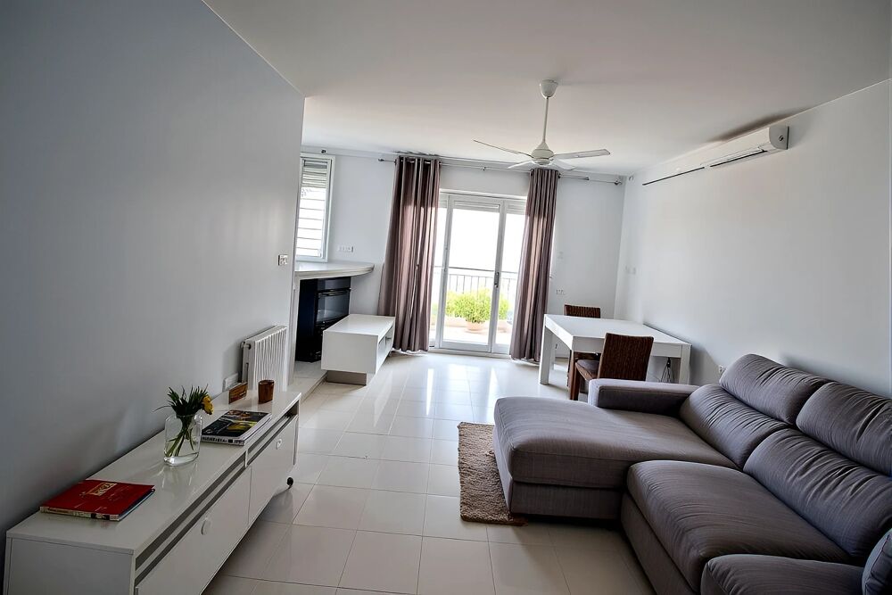 Vente Appartement Appartement à vendre 3 pièces ACHERES (78) BEL APPARTEMENT 3 PIÈCES AVEC BALCON ET VUE SUR JARDIN Acheres