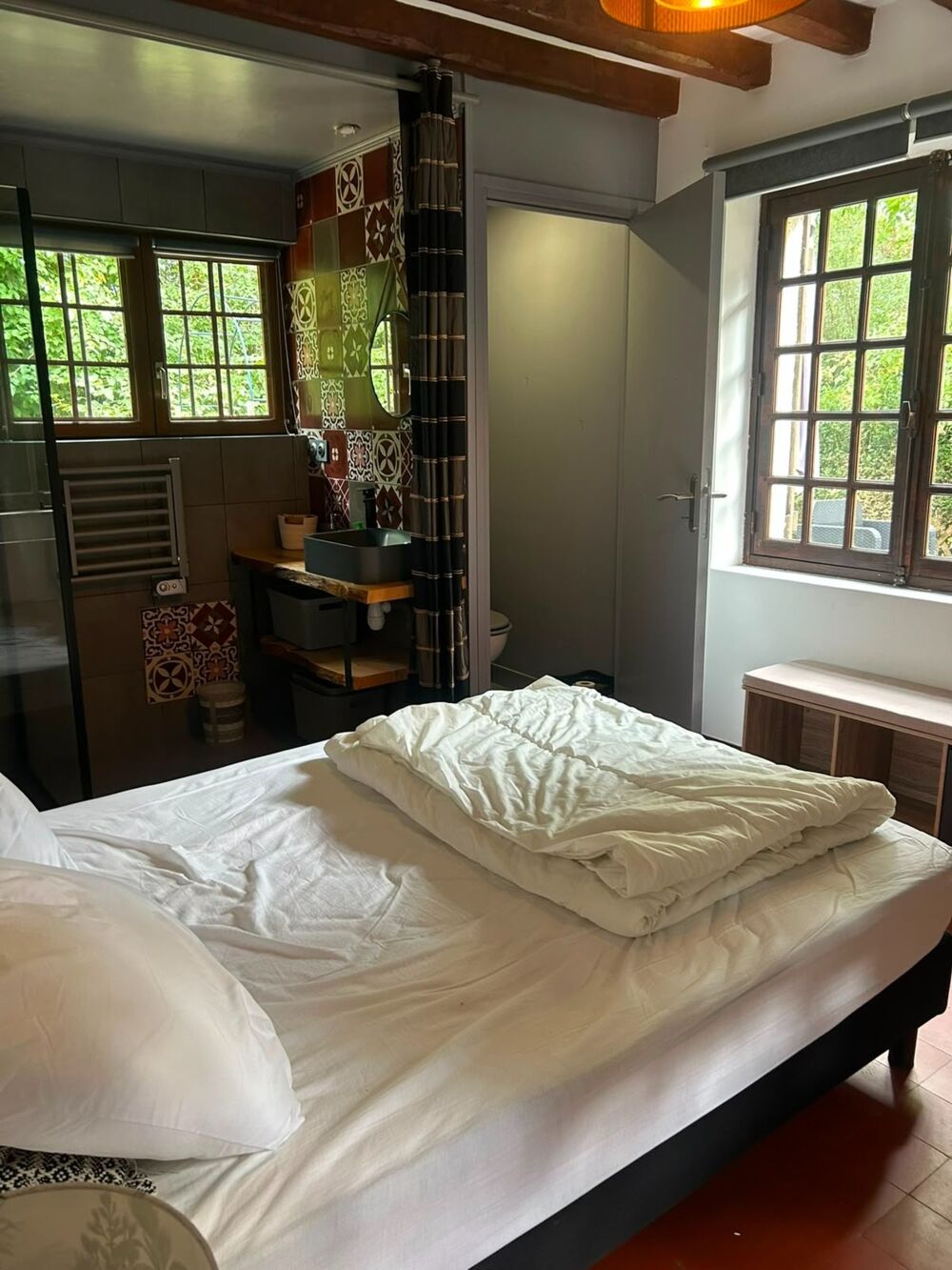 Vente Maison SAINT-VINCENT-DES-BOIS (27) – MAISON DE FAMILLE OU PROJET DE GÎTES – 7 PIÈCES, 5 CHAMBRES – TERRAIN ARBORÉ DE 5 205 M² Saint vincent des bois