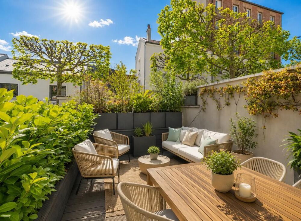 Maison rénovée à La Garenne-Colombes, 138 m², proche gare