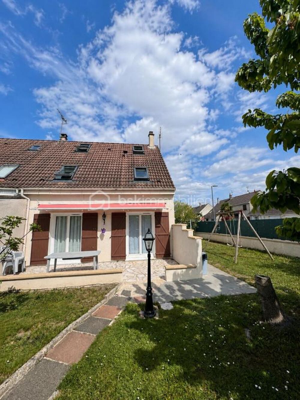 Maison familiale 5 chambres potentielles  96 m²  Garage  Terrain 329 m²