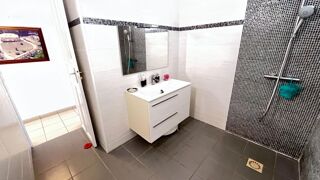  Villa à vendre 6 pièces 200 m²