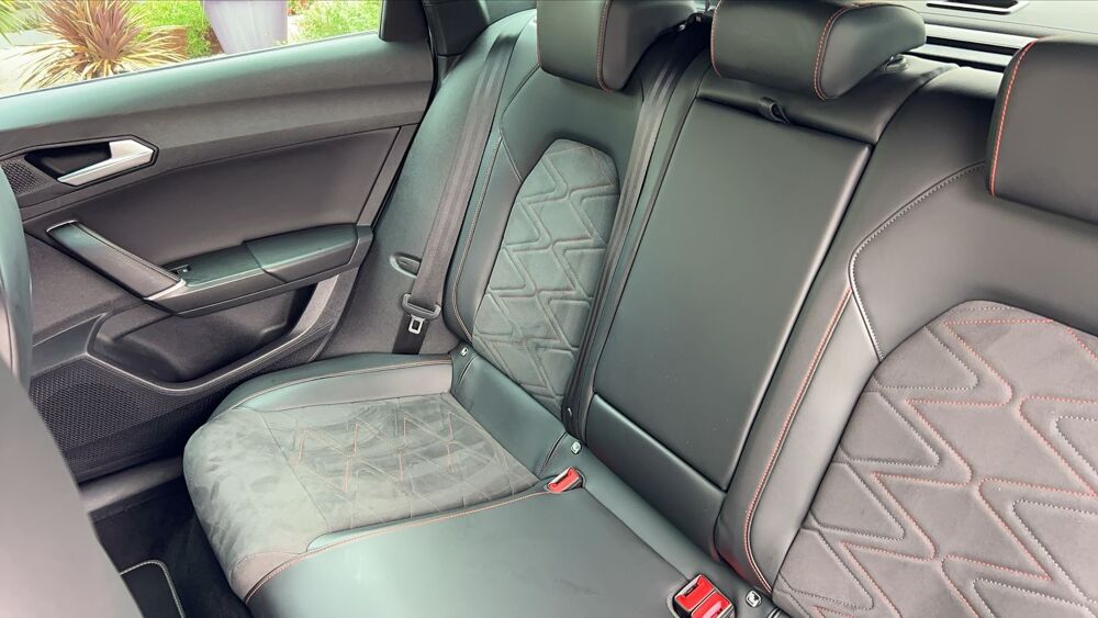 Leon ST IV 1.4 TSI 204 e-Hybrid DSG6 FR - Automatique 2020 occasion 37230 Fondettes