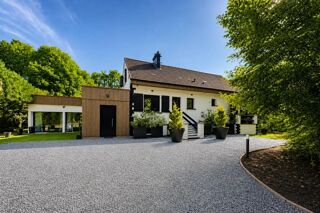  Maison à vendre 8 pièces 245 m²