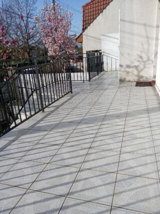  Maison � vendre 8 pi�ces 154 m�