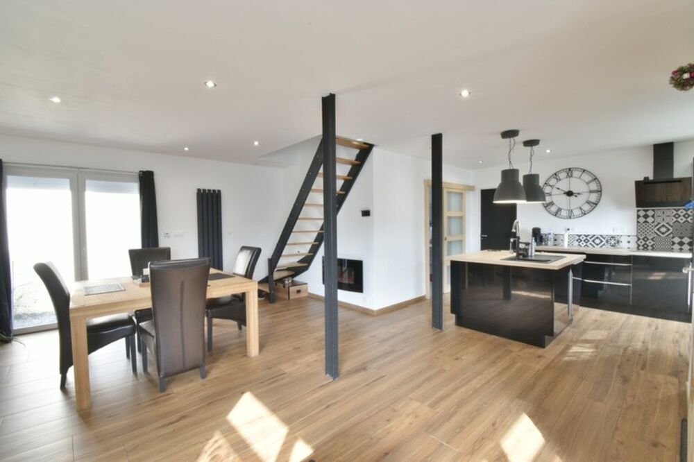 Nouveauté, Lys lez lannoy maison semi individuelle de 105m2 avec garage