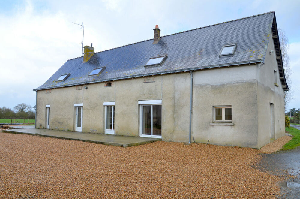 Maison 8 pièces  Angrie (49)