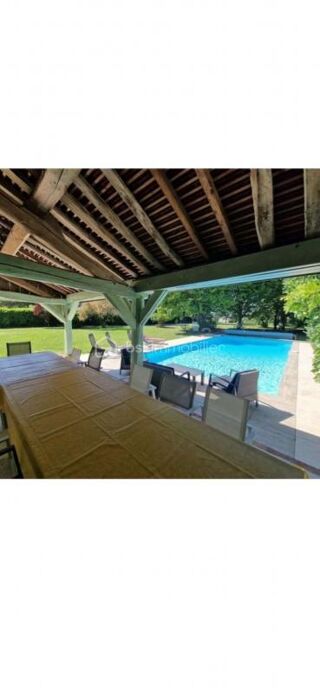  Propri�t�/ch�teau � vendre 6 pi�ces 225 m�