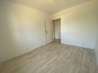  Appartement à louer 3 pièces 61 m²
