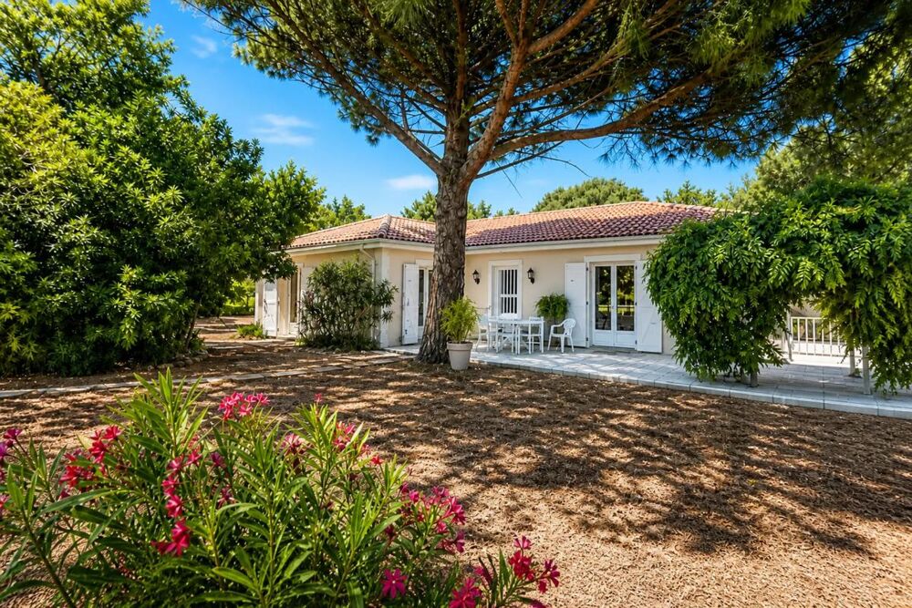 Maison de 7 pièces de 135 m² à Malataverne