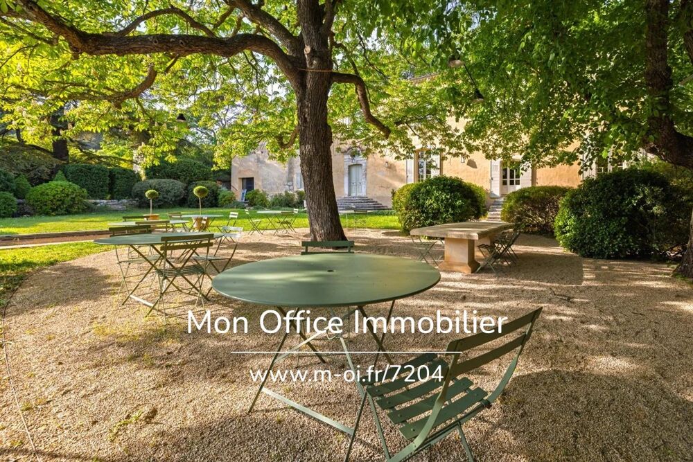 Référence : 7204-VCL. - Bâtisse 17ème avec deux bastides, 5 appartements - Parc sur 1 hectare - 13 100 AIX EN PROVENCE