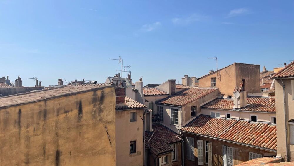 Vente Duplex/Triplex Duplex de charme T3/T4 de 105 m² au cœur du Vieil Aix avec vue dégagée Aix en provence