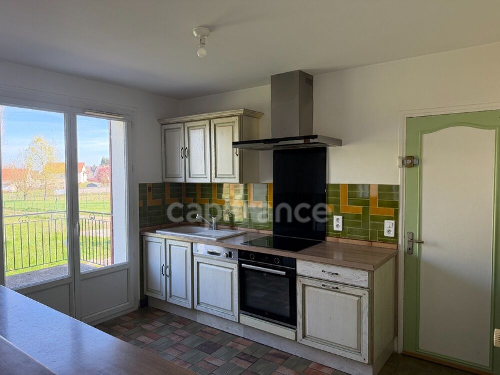 Vente Maison Maison à vendre 6 pièces PONTIGNY (89) de 136 M2 4 chambres Terrain garage plus bâtiment Pontigny