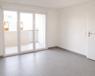  Appartement à louer 2 pièces 38 m²