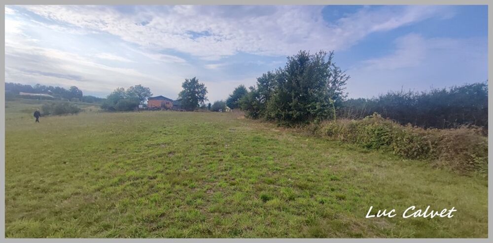 Vente Terrain À VENDRE - LE BORN (31) ? Terrain constructible de 1970 m² ? ? Prix : 52000 € Le born