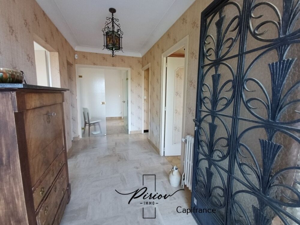 Vente Maison Maison familiale au coeur de Doué la Fontaine - Potentiel de 6 chambres Doue la fontaine