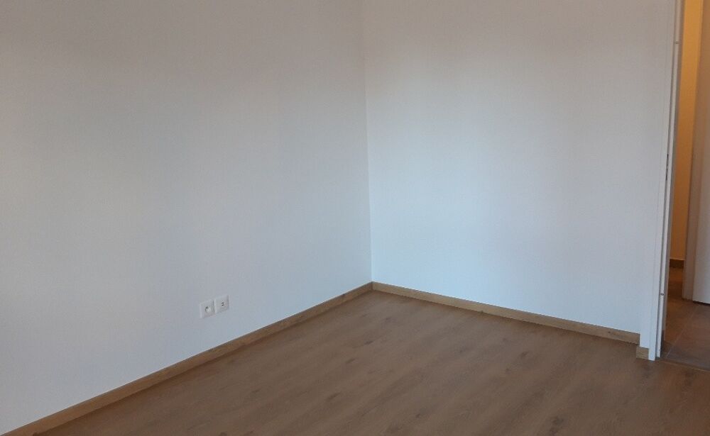 Location Appartement T3 avec balcon et parking à MEYZIEU Meyzieu