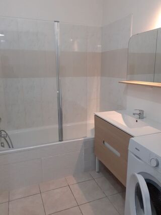  Appartement à louer 3 pièces 69 m²