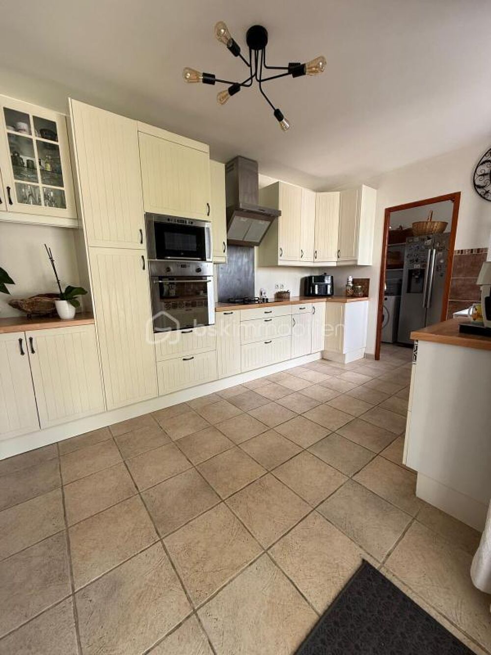 � vendre  Villa Pouzolles (34480)