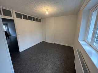  Appartement à louer 2 pièces 55 m²