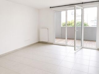  Appartement à louer 2 pièces 42 m²