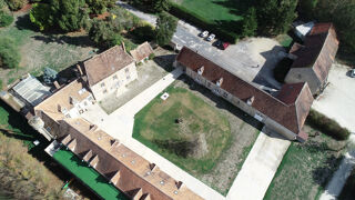 Maison à vendre 15 + pièces 1500 m²