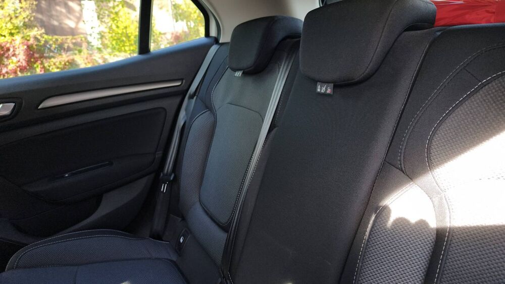 M&eacute;gane BLUE DCI 115 Evolution - Automatique 2023 occasion 37320 Cormery