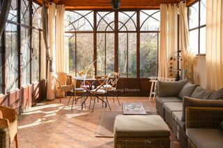  Propri�t�/ch�teau � vendre 7 pi�ces 230 m�