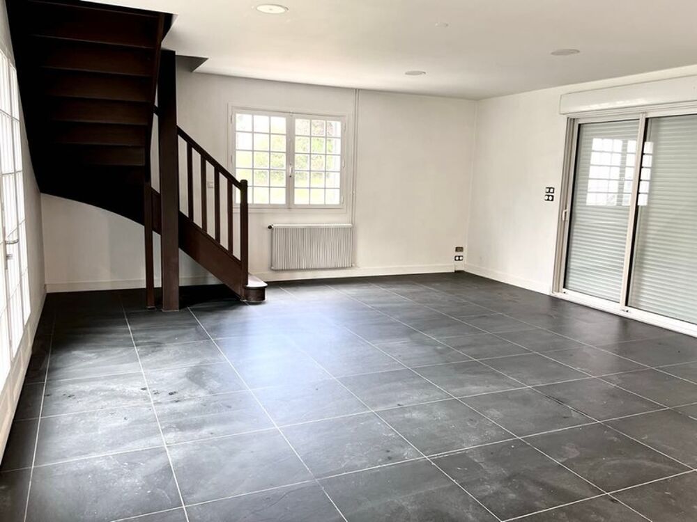 � vendre  Maison Croignon (33750)