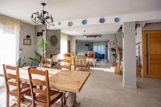  Maison à vendre 10 pièces 297 m²
