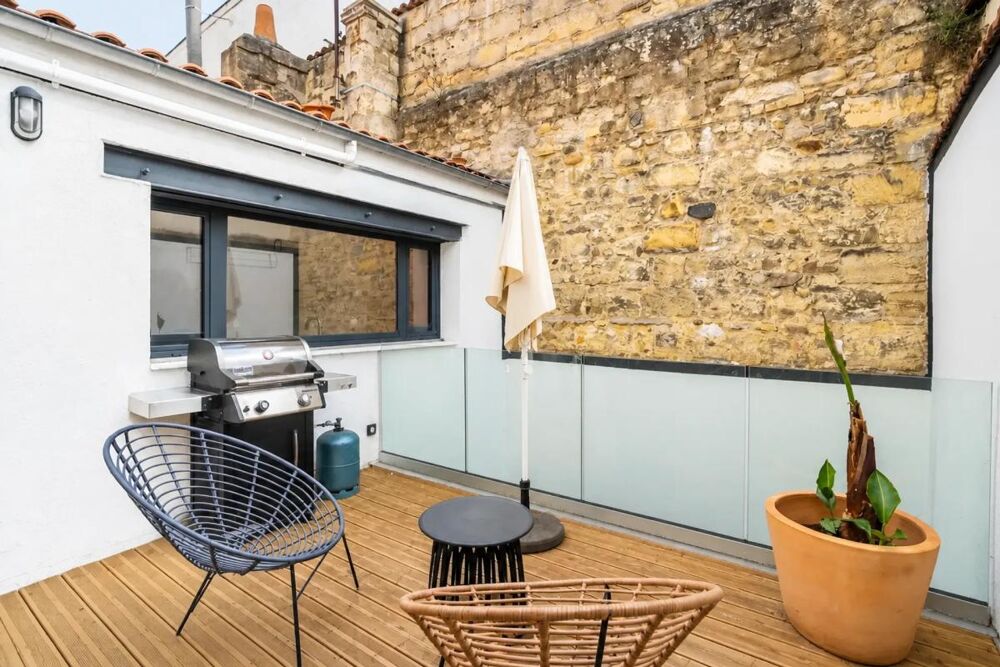 Vente Maison Maison de 5 pièces de 136 m² à Bordeaux Bordeaux