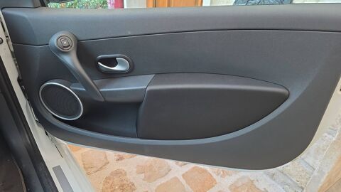 Clio RS 2.0 200 Cup - Entretien constructeur 2012 occasion 95540 Mery Sur Oise