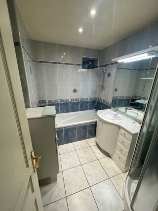  Appartement à louer 3 pièces 67 m² Sassenage