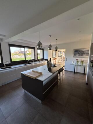  Maison à vendre 12 pièces 460 m²
