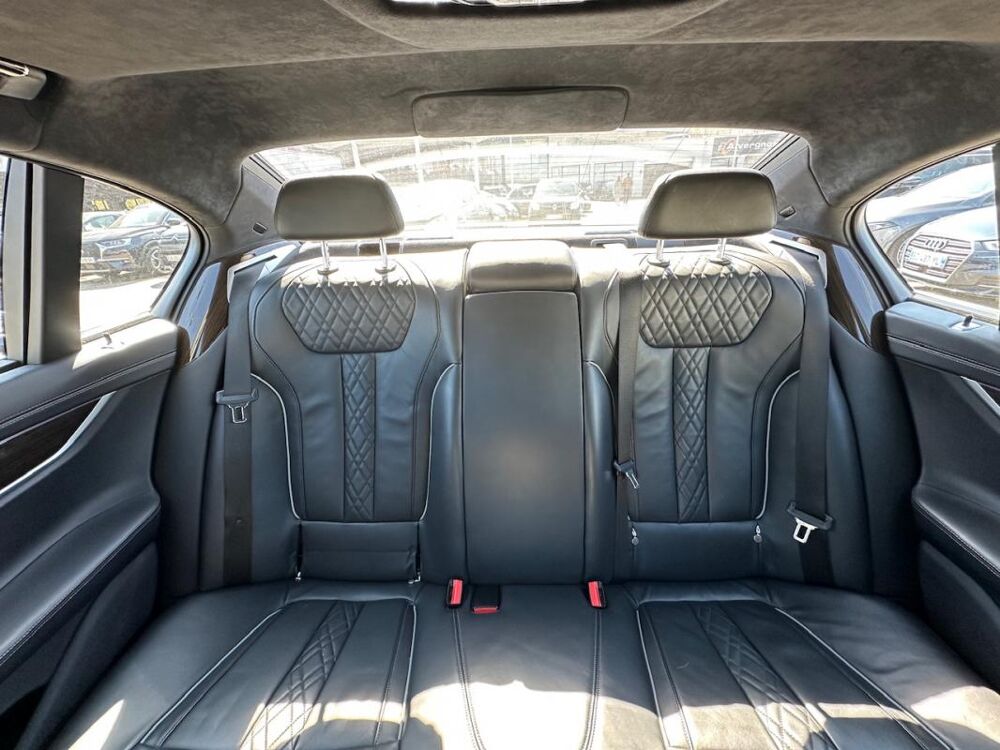 S&eacute;rie 7 (G11) 740E IPERFORMANCE 326 EXCLUSIVE 2019 occasion 78240 Chambourcy