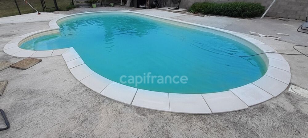 Vente Maison Superbe longère 269m² avec piscine et dépendances sur 1,5 Hectare Colombier