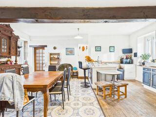  Maison � vendre 11 pi�ces 281 m�