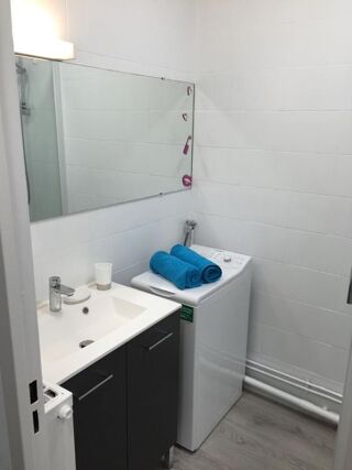  Appartement à louer 1 pièce 27 m²