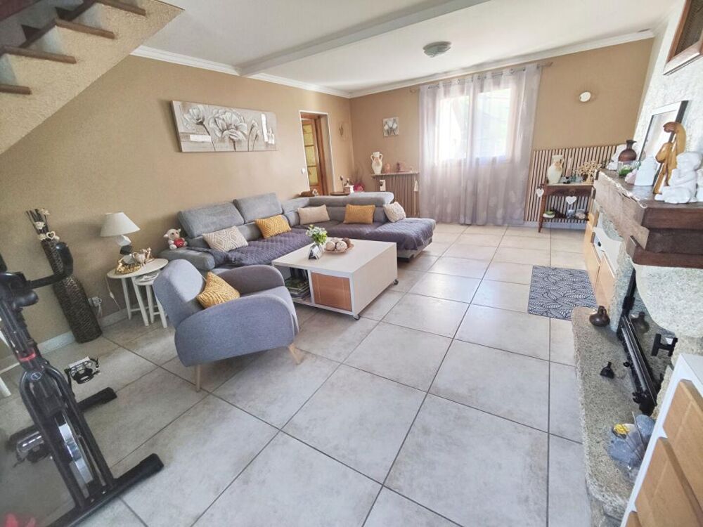 Maison 4 chambres 134m² avec piscine + garage double