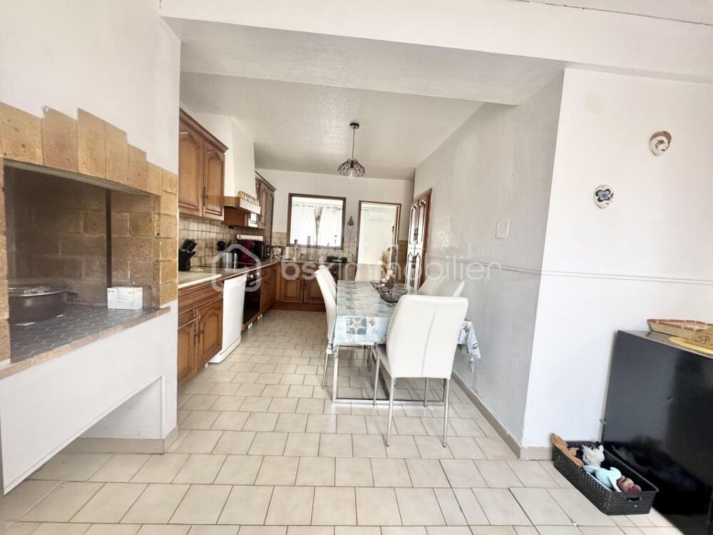 Vente Maison Maison familiale R+1 avec garage à Sérignan – 88 m² sur 194 m² de terrain Serignan