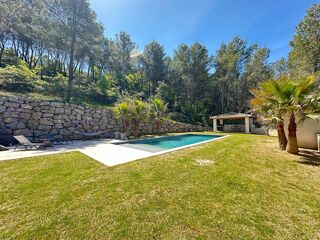  Maison � vendre 6 pi�ces 300 m�