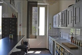  Immeuble à vendre 130 m² Marseille