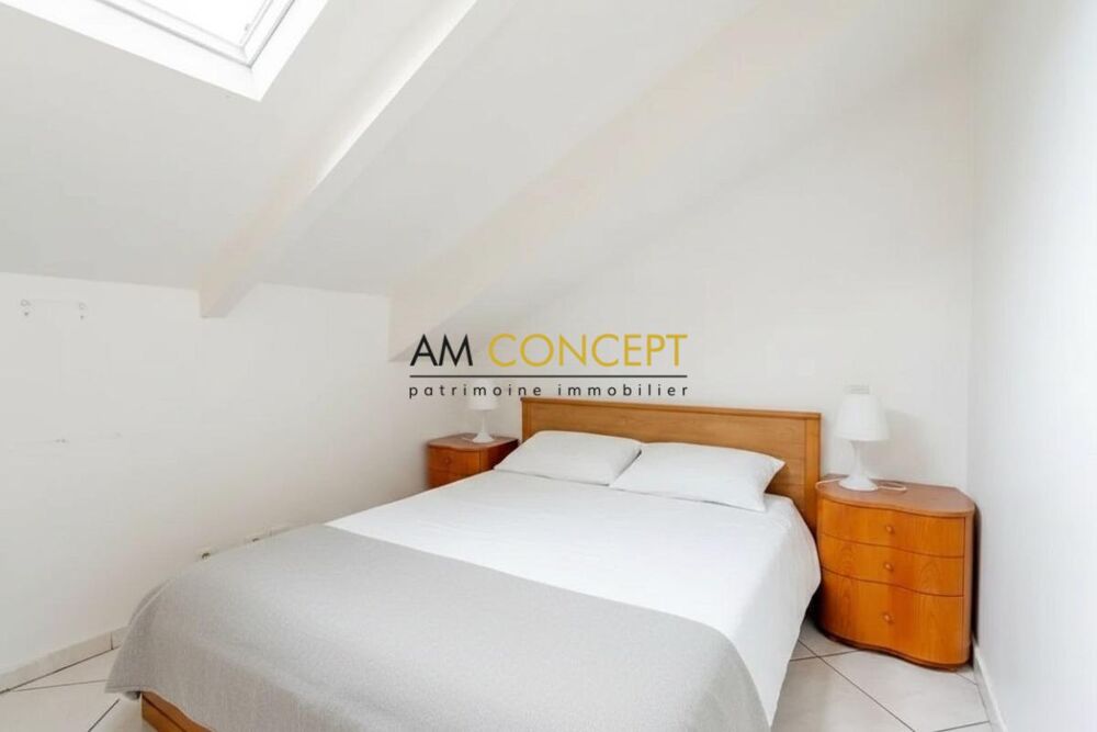 Vente Appartement NICE CARRE D'or 2p dernier étage Nice