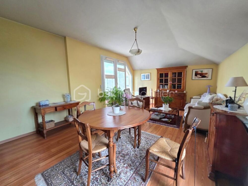 F2 51m² dernier étage avec terrasse SUD et BOX