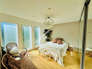  Villa � vendre 9 pi�ces 301 m�