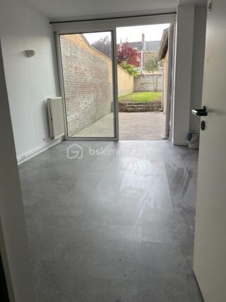  Immeuble � vendre 7 pi�ces 220 m�