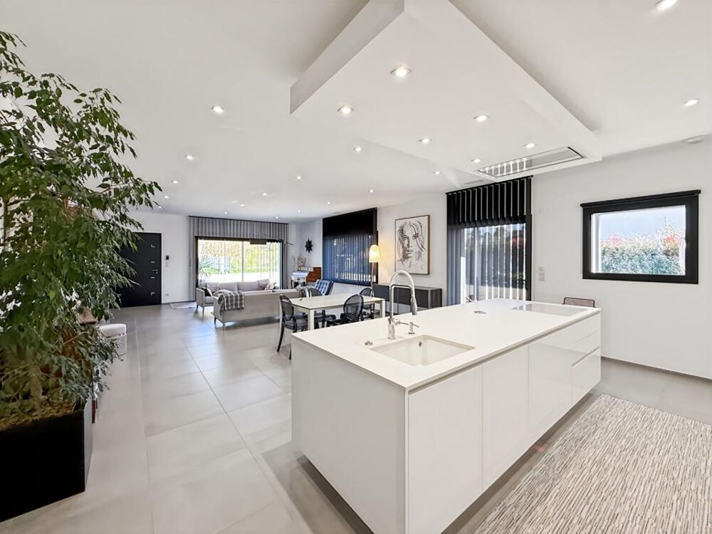 � vendre  Maison Cabannes (13440)