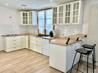  Maison � vendre 8 pi�ces 171 m�