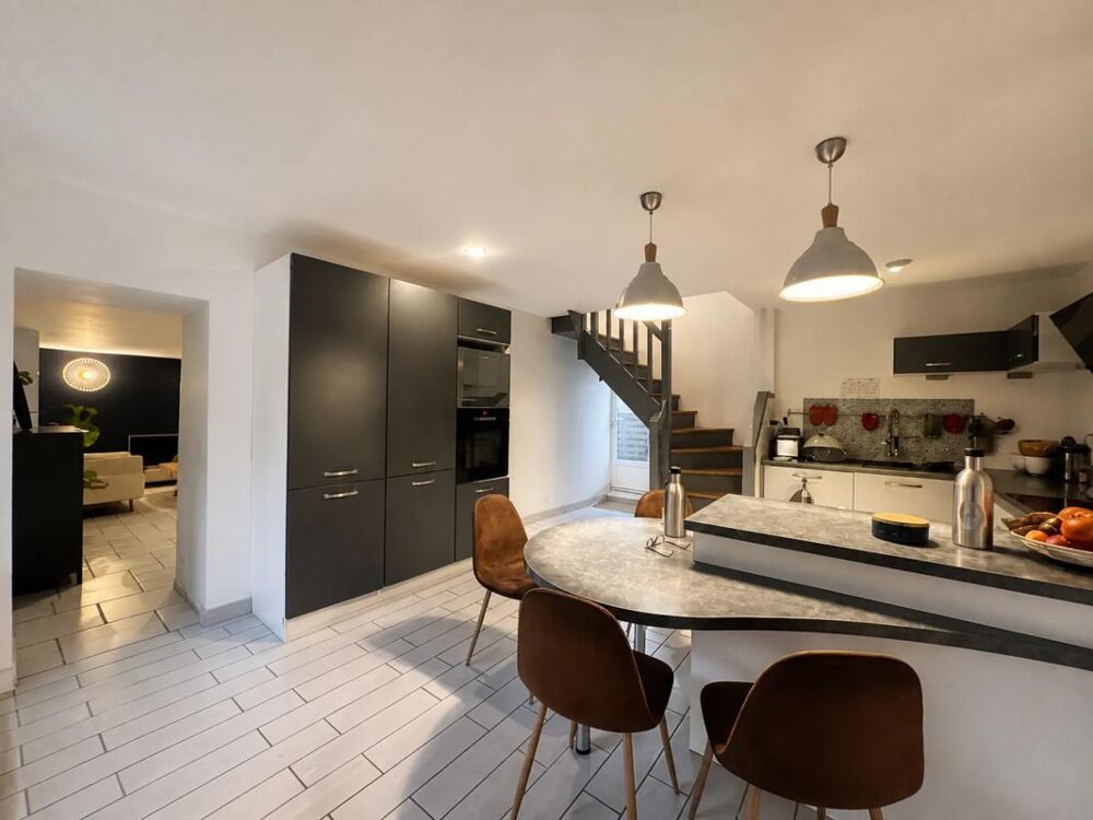 Vente Maison Maison de 5 pièces de 104 m² à Lanvallay Lanvallay