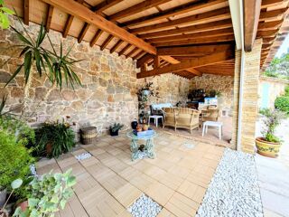  Propri�t�/ch�teau � vendre 10 pi�ces 314 m�