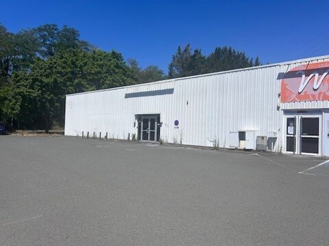 Location - Local commercial - 399 m&sup2; - Montceau-les-Mines 2000 71300 Montceau les mines